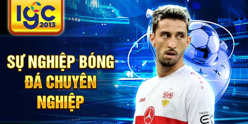 Atakan Karazor: Tiểu sử và sự nghiệp thể thao 2 Sự nghiệp bóng đá chuyên nghiệp
