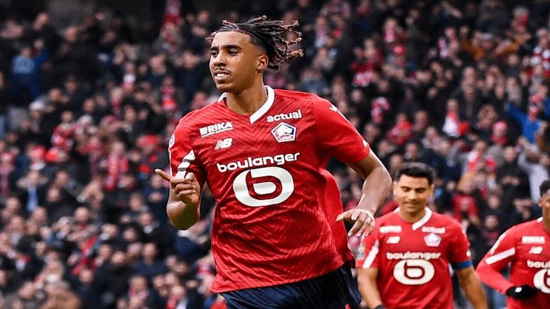 Cập nhật tin tức chuyển nhượng cầu thủ trong mùa hè 2024 3 Leny Yoro tại CLB Manchester United